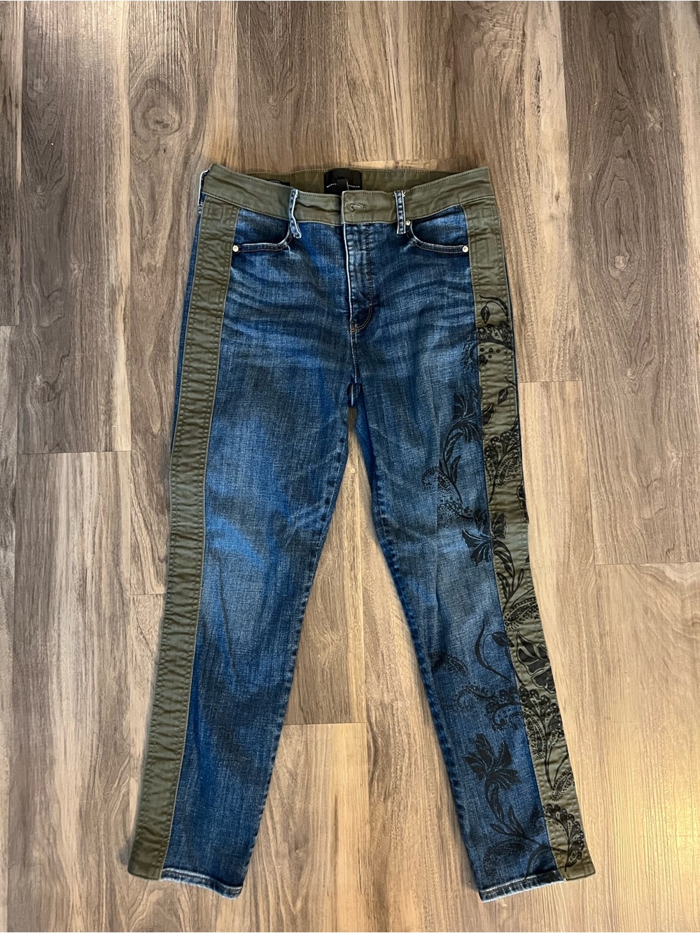 White House Black Market Blue Denim Skinny Jeans with Olive Side Panels